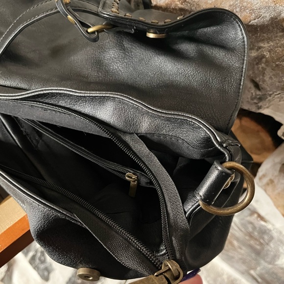 Beautiful Black and Metal Purse - Picture 5 of 5